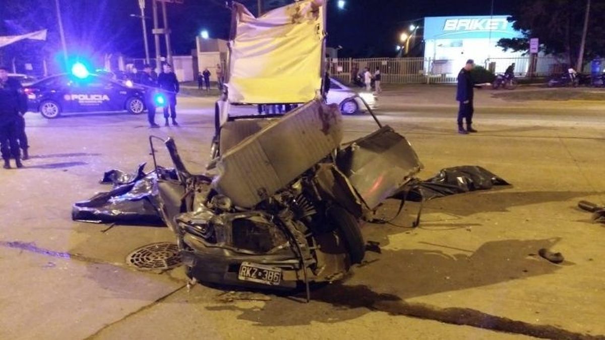 Rosario Dos Personas Fallecidas Tras Impactante Siniestro Vial