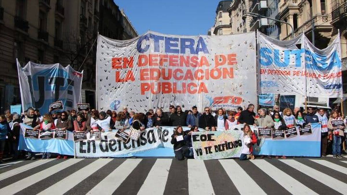 Jueves Sin Clases Amsafe Y Sadop Adhieren Al Paro Nacional