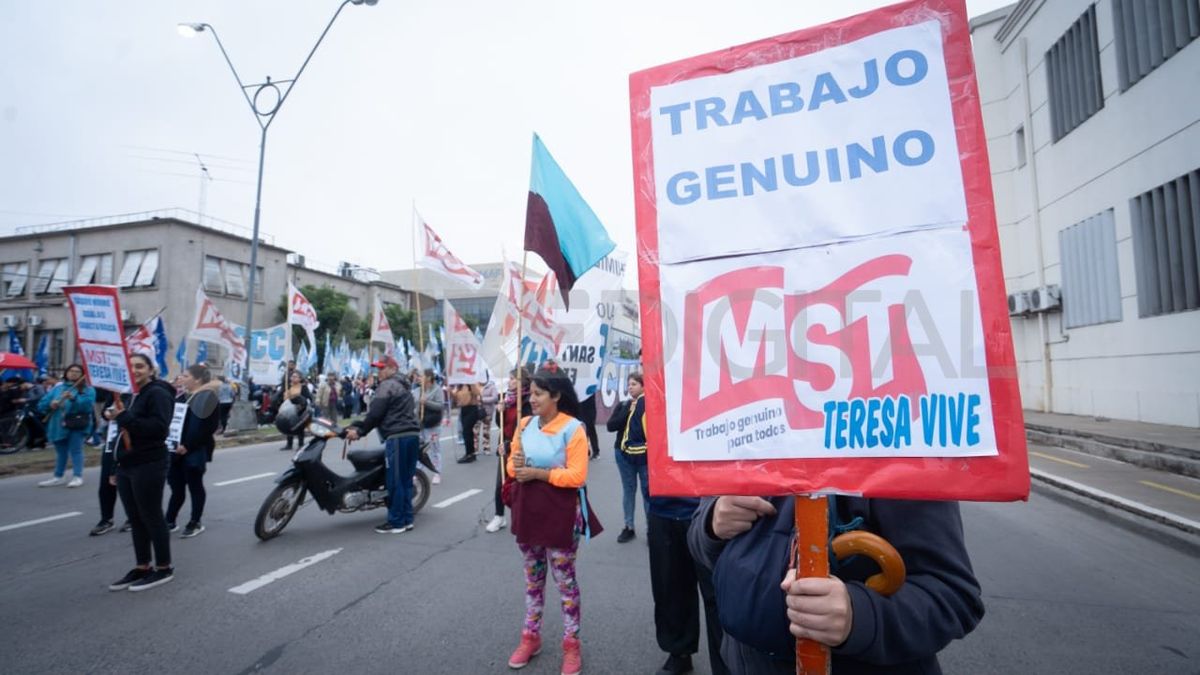 Organizaciones Sociales Se Manifestaron Contra El Ajuste Y El Hambre En