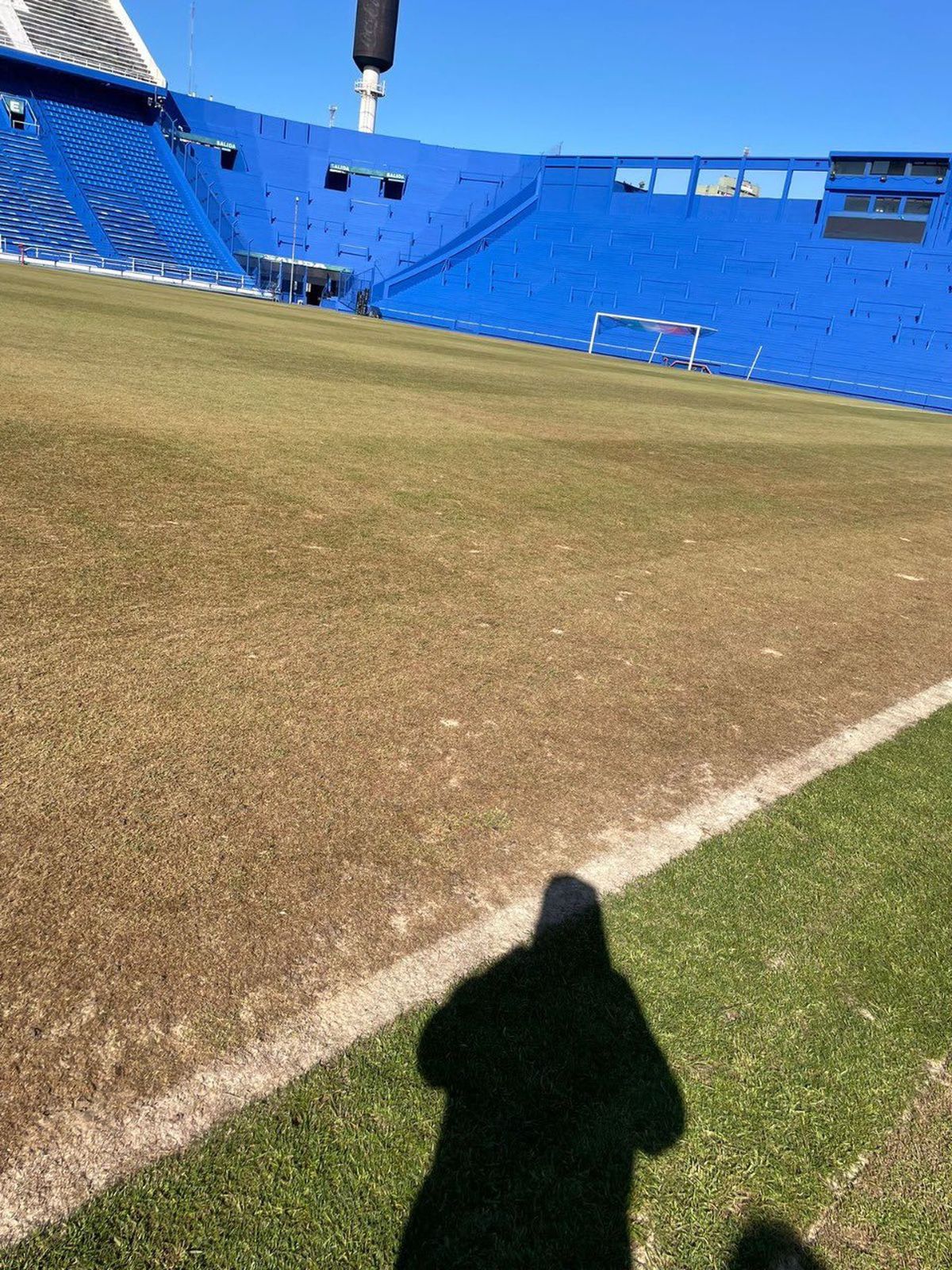 Flamengo Se Quej Del Estado Del Campo De Juego De V Lez Donde Jugar N