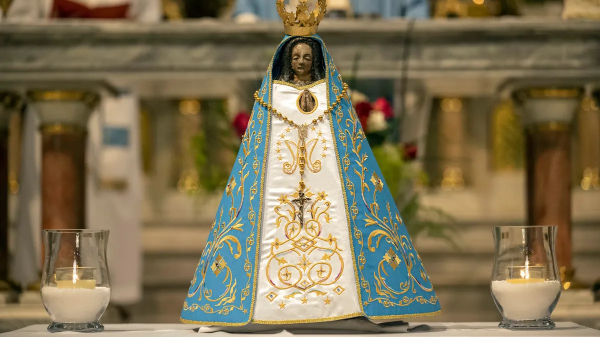 La Virgen de Luján se subió a la Scaloneta y lució su fanatismo en su