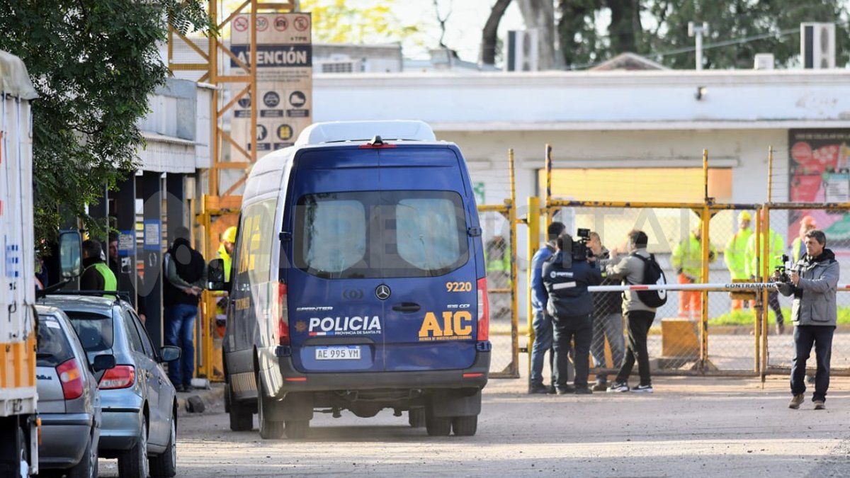 El Puerto de Rosario frenó sus actividades por la muerte de un operario