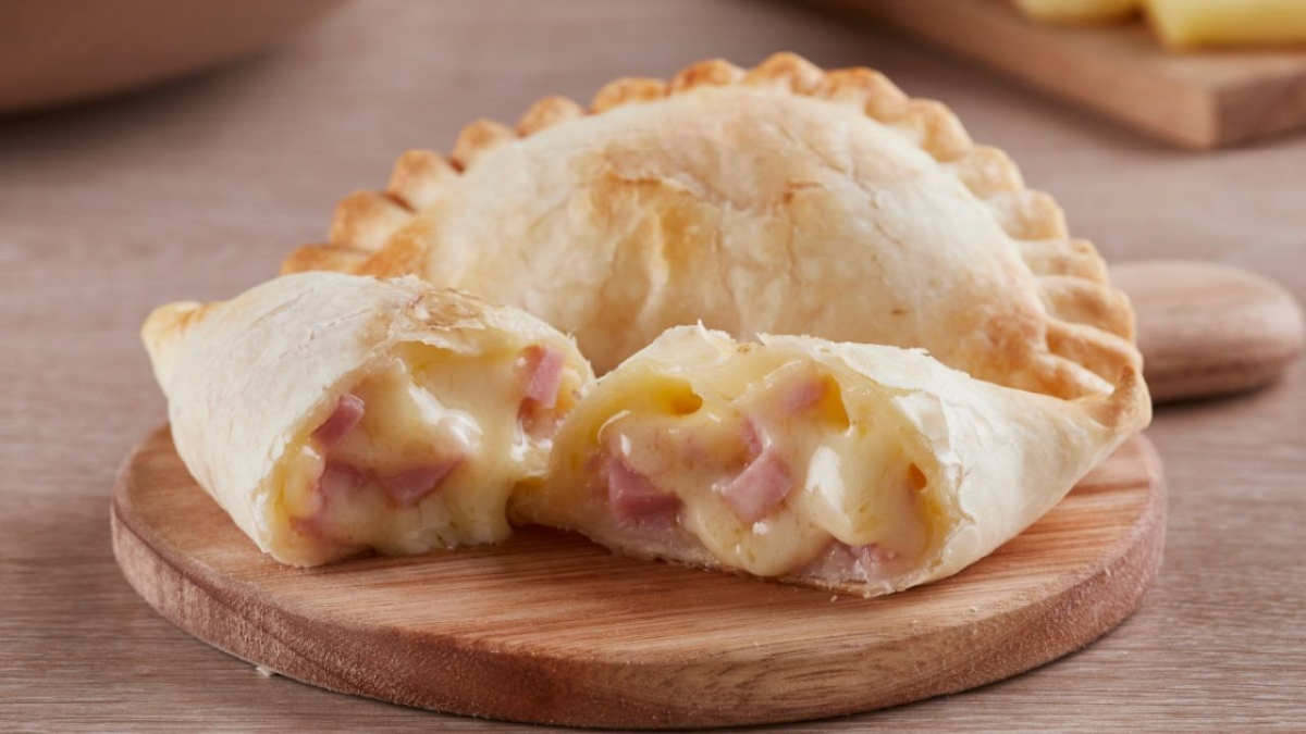 Empanadas de jamón queso y cebolla la receta rápida y económica con