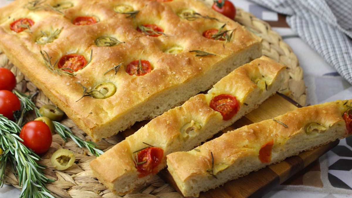 C Mo Hacer Focaccia De Tomate Y Ajo