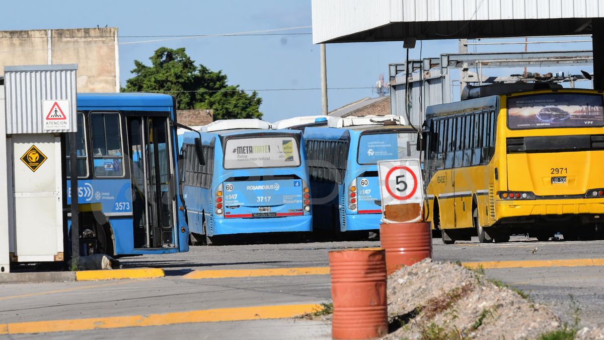 Se Levanta El Paro De Colectivos En Rosario Tras El Ataque A Choferes