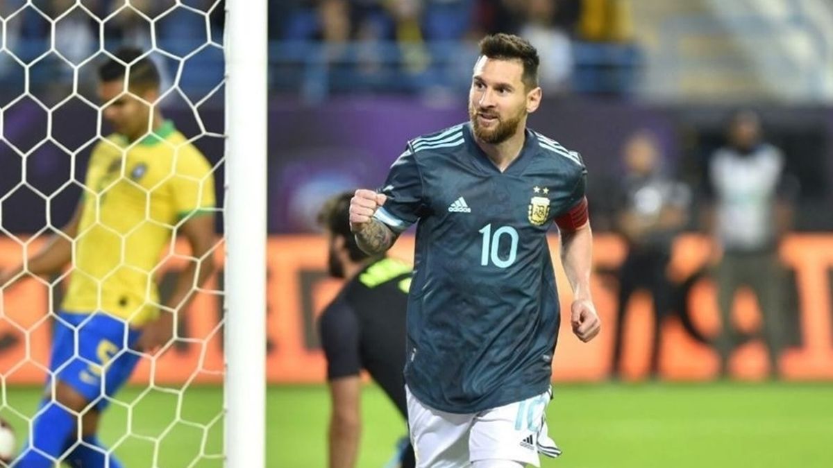 Volvió Messi y volvieron las alegrías Argentina venció 1 0 a Brasil en