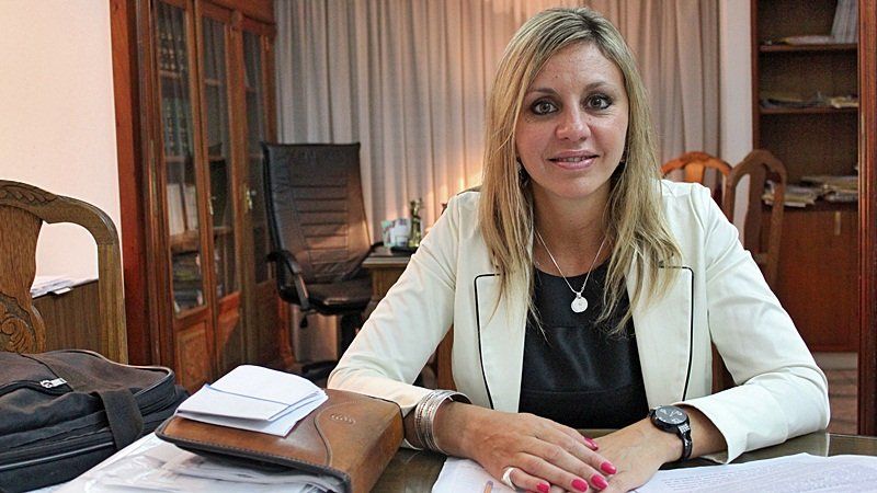 La presidenta de la Comisión de Asuntos Constitucionales del Senado, la oficialista María de los Ángeles Sacnun, defendió este jueves el proyecto de ley de “Organización y Competencia de la Justicia Federal”