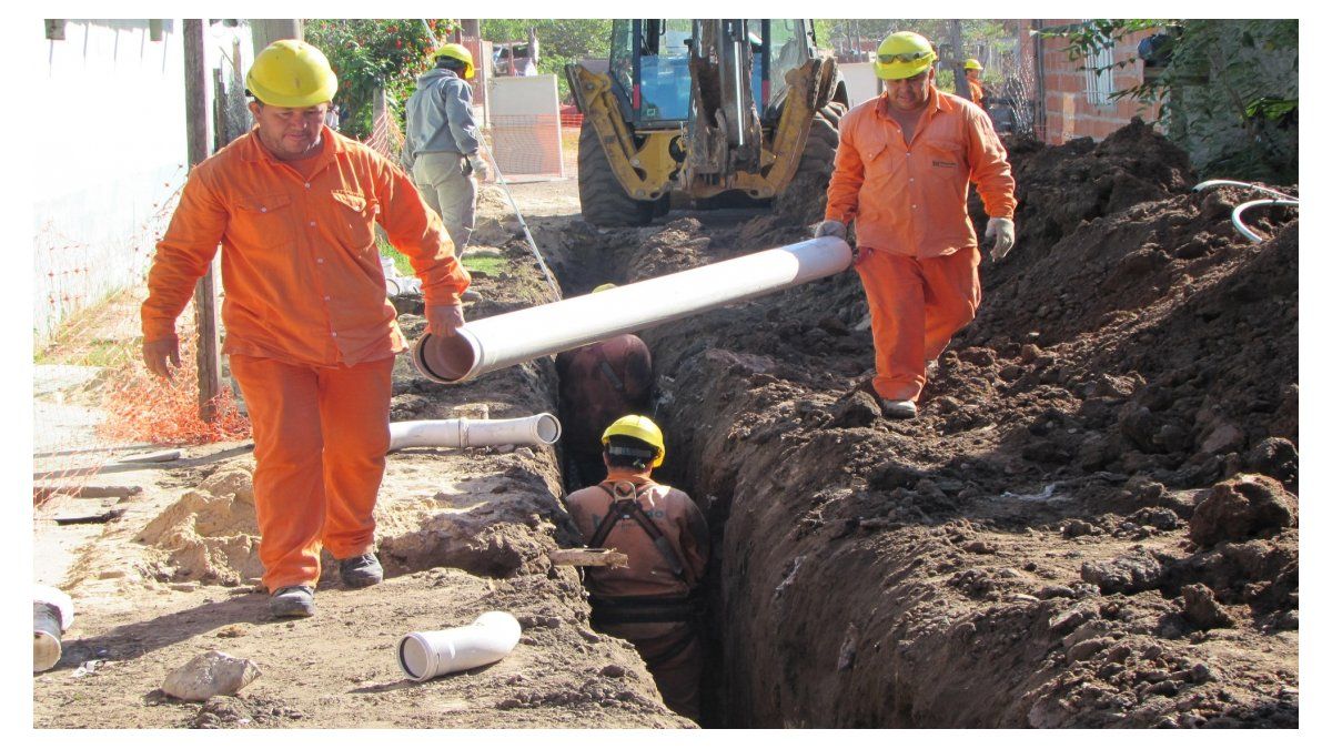 Solicitan informes sobre obra de cloacas