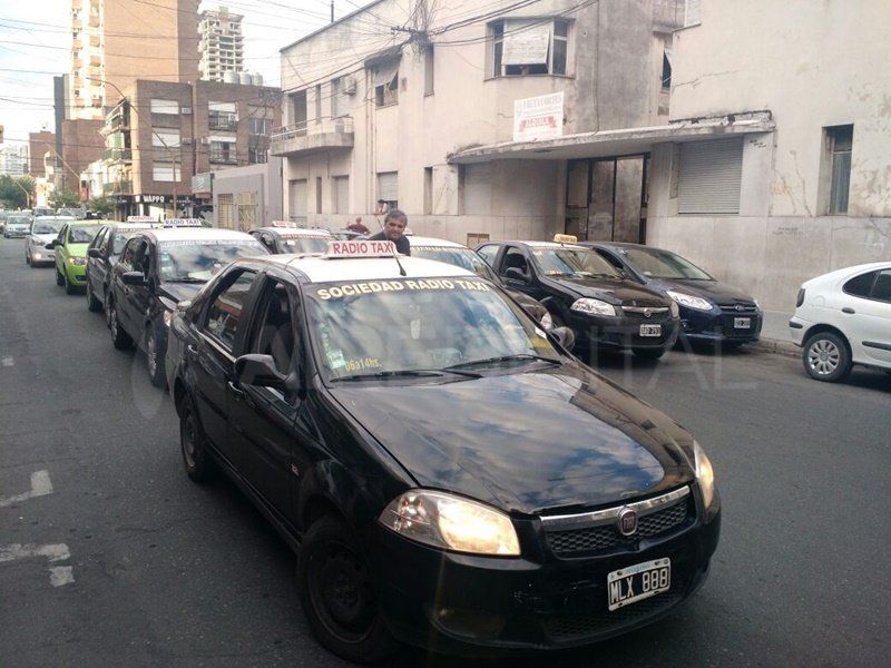 En menos de 48 horas se registraron cuatro robos a choferes de taxis y remises en la ciudad de Santa Fe.