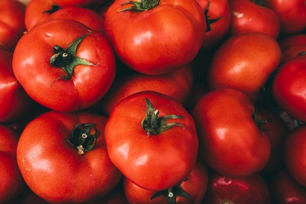 piel del tomate acido urico