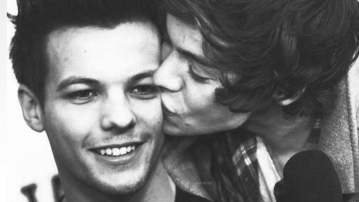 Harry Styles Y Louis Tomlinson Ya No Pueden Ocultarlo Más ¿relación Confirmada