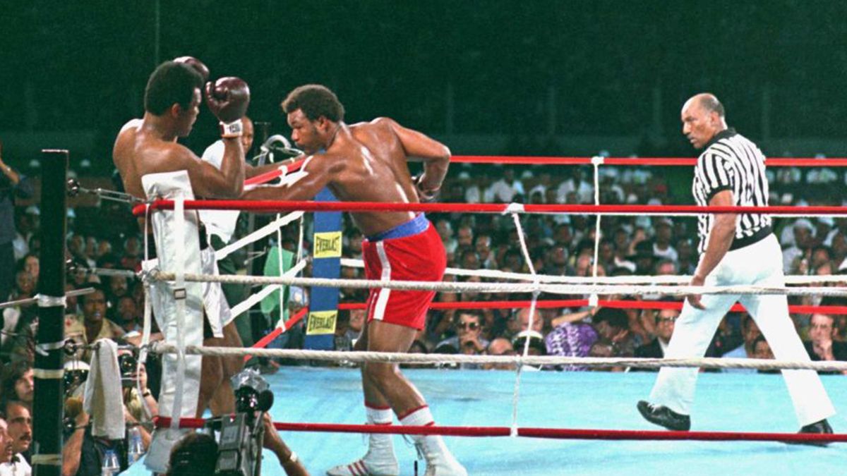 A partir del segundo asalto, Ali comenzó a recostarse contra las cuerdas y proteger su cabeza para soportar los fuertes golpes del campeón, una estrategia que que repetiría en los seis rounds siguientes, y que sería conocida como