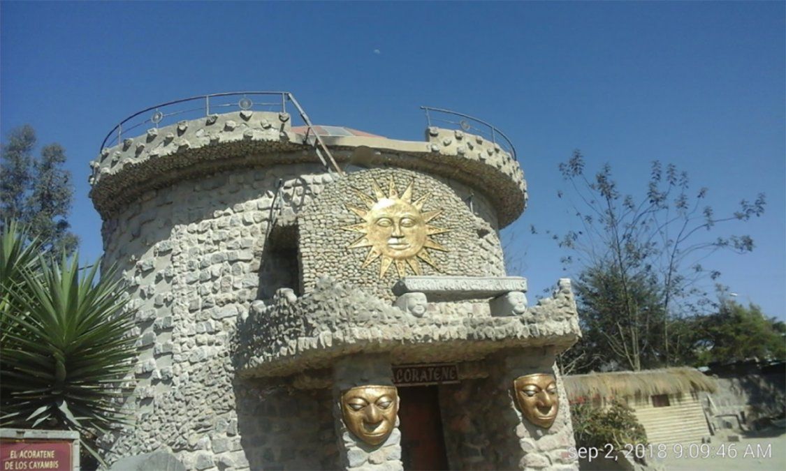 Equinoccio en la Mitad del Mundo, Mediodía Cenital. Sept. Museo Inti Ñan, Ecuador. Por: Mochileros Astronómicos.