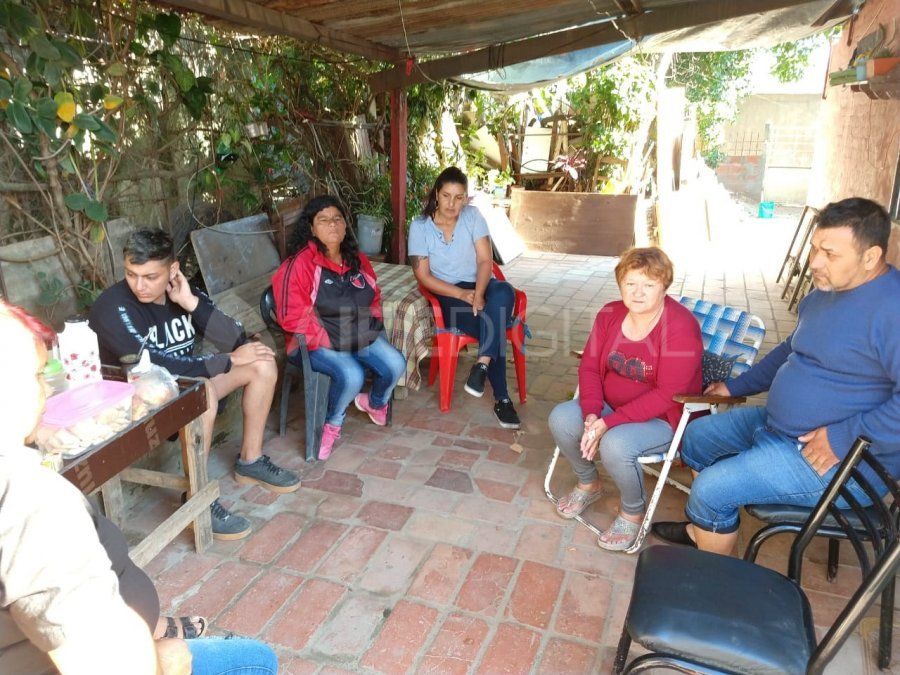 Esmeralda Aguilera y demás familiares de Ángel Monzón