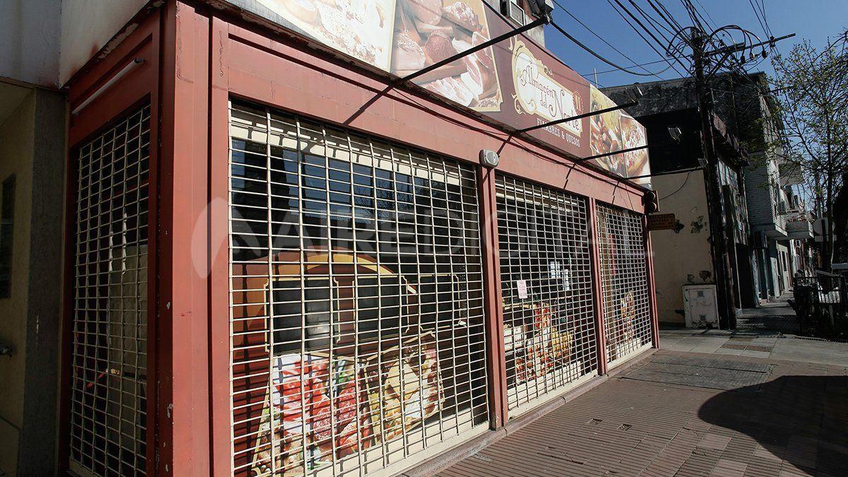 El almacén de Urquiza al 2200 donde fue baleado el comerciante.