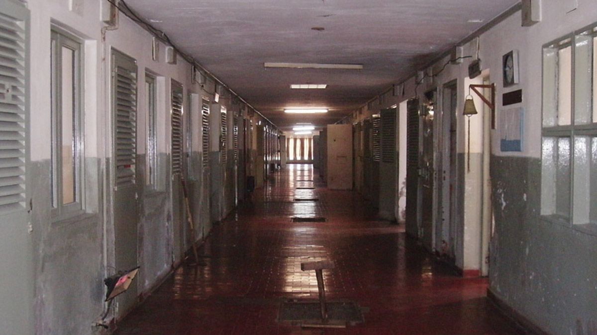 Lavaban las sábanas de dos penales en Mar del Plata y les vendían droga a los internos - Aire de Santa Fe - La Gran Radio
