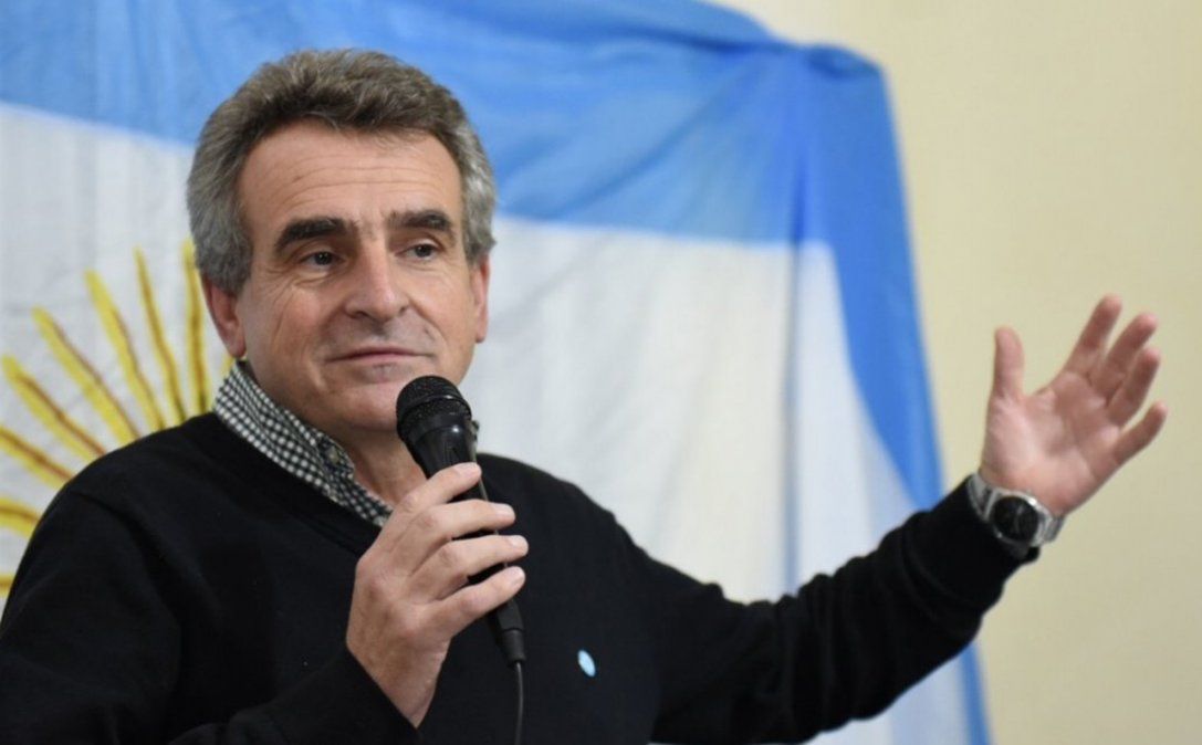 Agustín Rossi partirá el 10 de diciembre próximo como ministro de Defensa de Alberto Fernández.