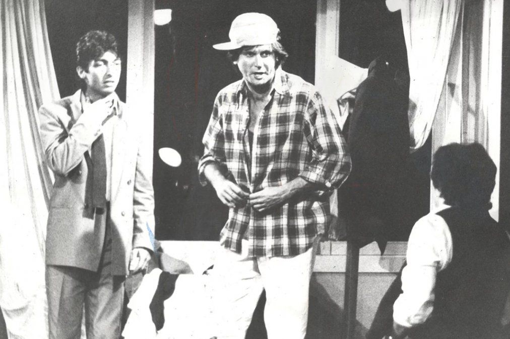 Carlin en el teatro, en la obra