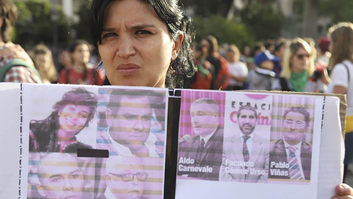 El fallo absolutorio por el femicidio de Lucía Pérez provocó numerosas manifestaciones de movimientos feministas en el país.
