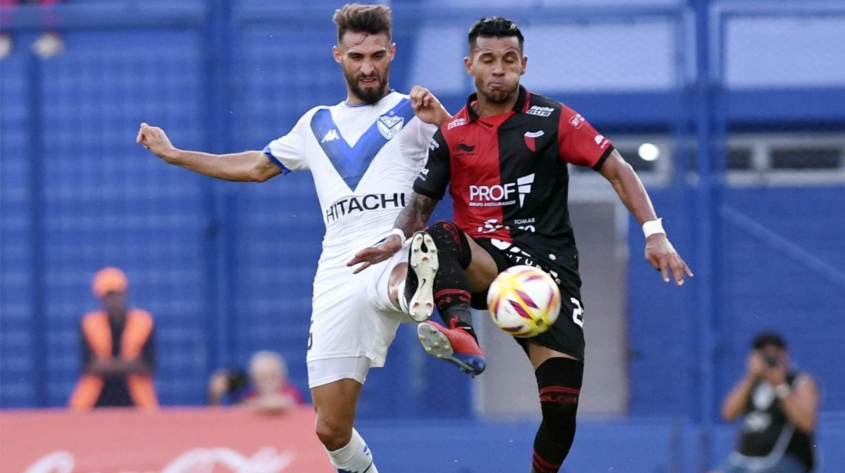 Colón visita a Vélez en Liniers en busca de ganar como visitante