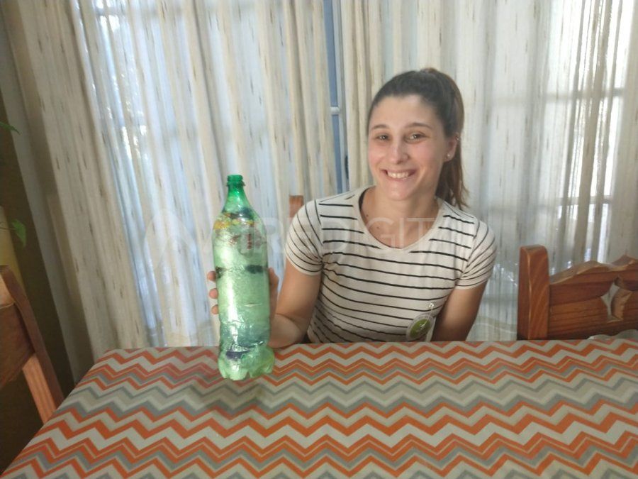 María Luz es una de las impulsoras de Eco Botellas en Santo Tomé