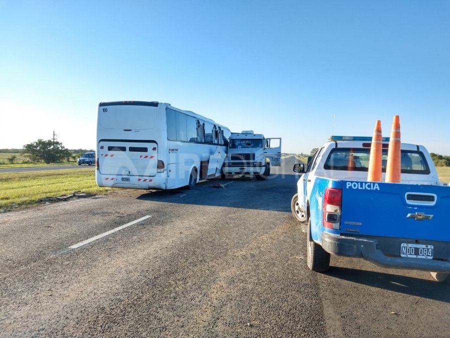 Accidente en la autopista Santa Fe- Rosario. Kilómetro 105