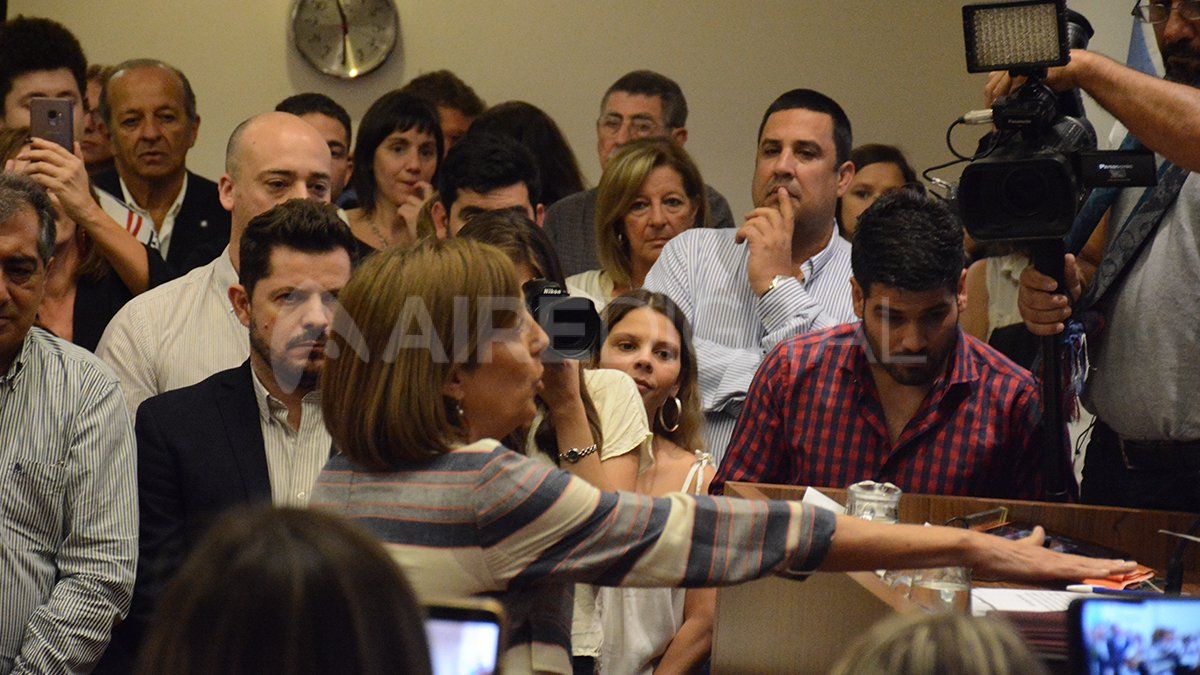 Jura de Inés Larriera.