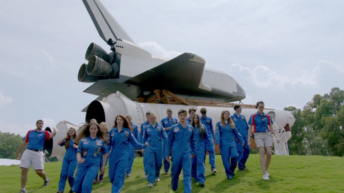 En el 2017, Netflix lanzó un documental de poco más de una hora y media en donde muestra a una serie de estudiantes en el Space Camp de Huntsville, en Alabama, Estados Unidos.