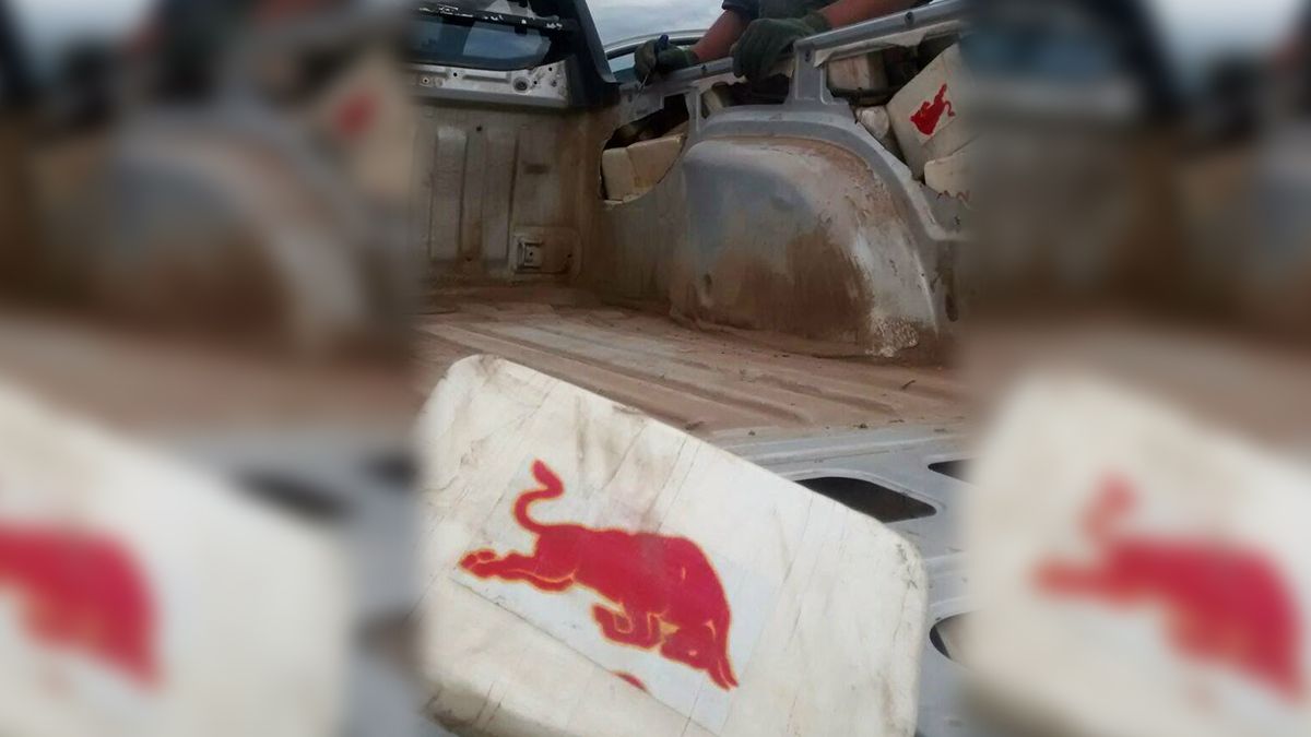 La droga se encontraba oculta en una Renault Saveiro.