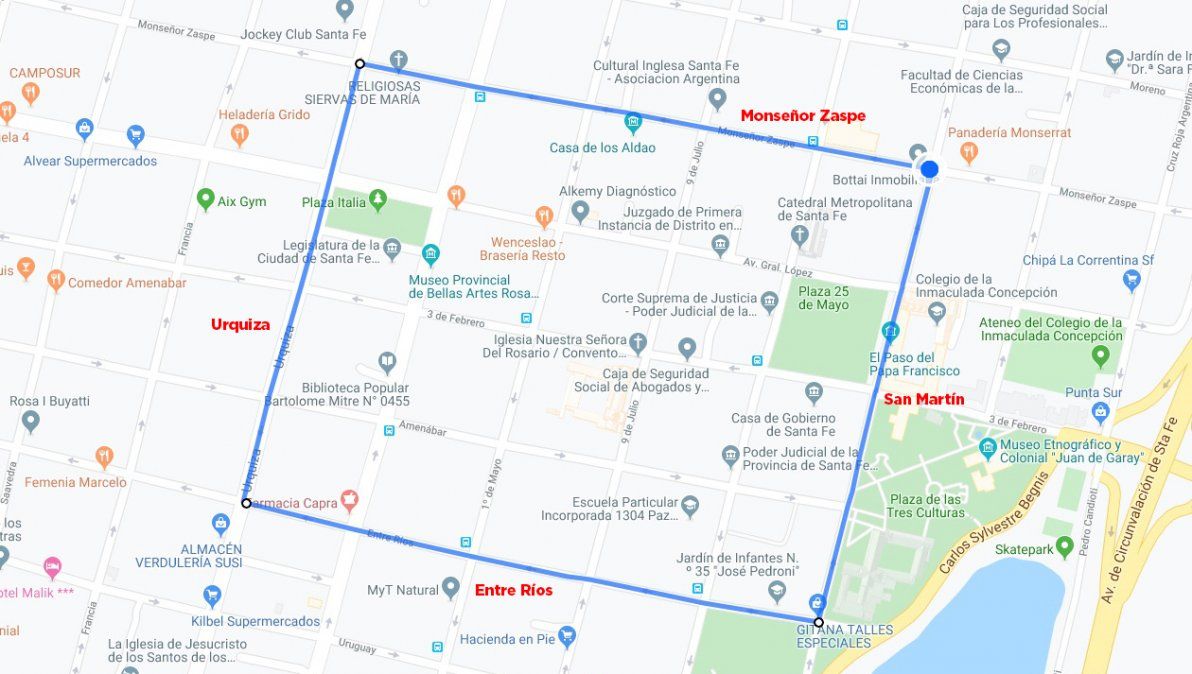 En este sector no se puede ingresar con vehículos, salvo que se viva en la zona, hasta que termine el acto de asunción del nuevo gobernador, cerca de las 21.