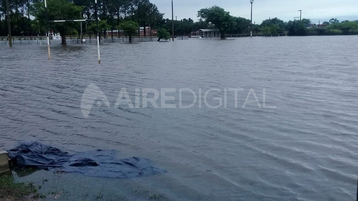 Así quedó el Club Universitario Santa Fe luego de la tormenta.