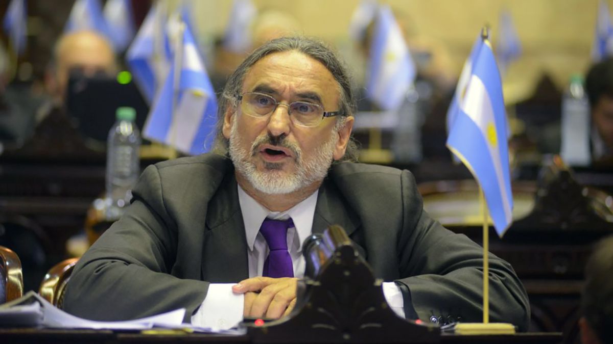 Los representantes del sector agropecuario se reunirán este jueves con el ministro de Agricultura, Luis Basterra.