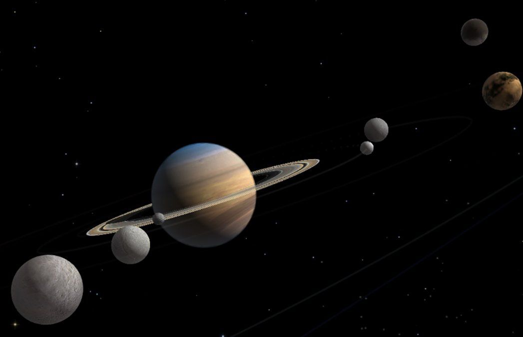 Un estudio reveló que Saturno tiene orbitando 82 lunas.