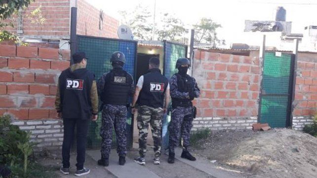 Allanamiento en calle Misiones 2283, donde se detuvo a Nahuel C.