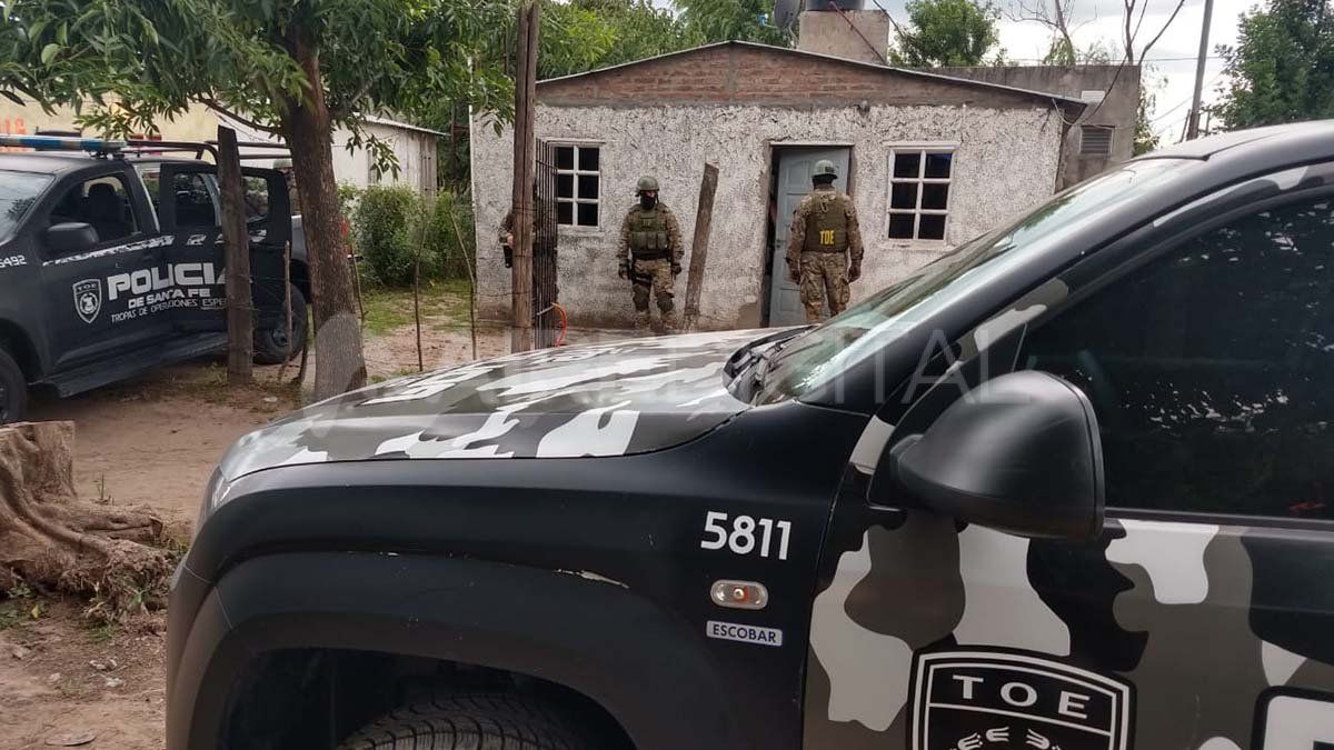 Cuatro allanamientos simultáneos