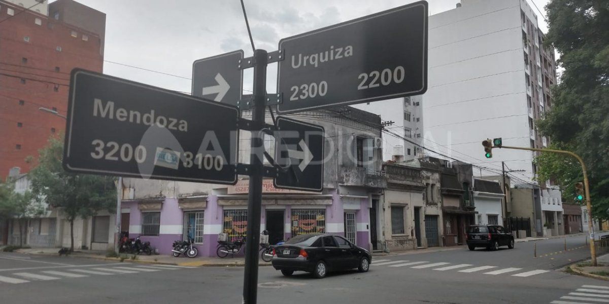 Delincuentes se llevaron todo el dinero recaudado en un local de venta de comidas del macrocentro santafesino