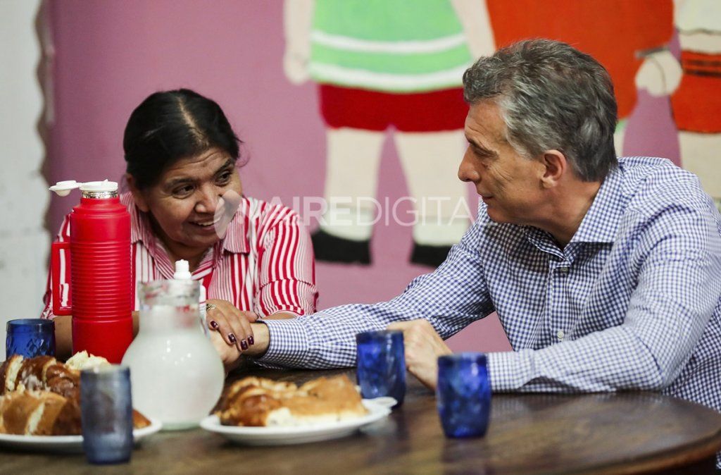 Barrientos mantiene un vínculo estrecho con Mauricio Macri desde que éste era jefe de Gobierno de la Ciudad de Buenos Aires, pero no aprueba la gestión que hizo al frente de la Nación.