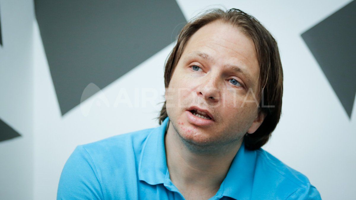 “La humanidad tiene un problema con la energía. Cada vez somos más personas viviendo en el mundo y consumiendo energía. Tenemos que desprendernos de esta dependencia con los fósiles