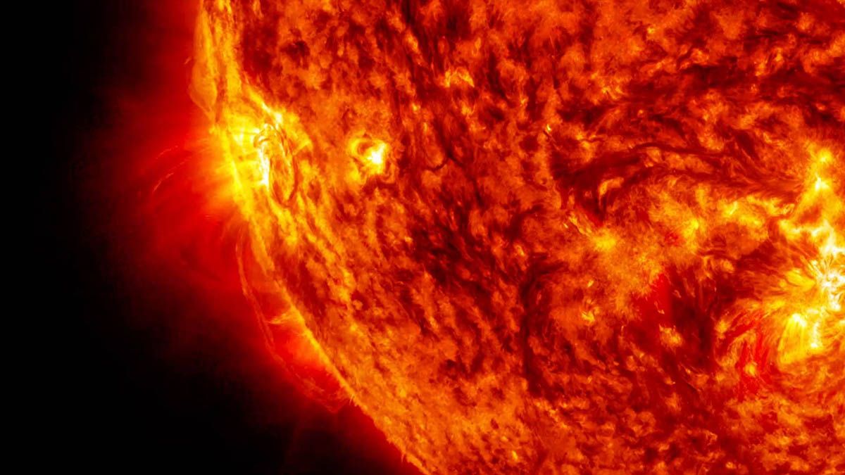 “No hay nada más caliente en el mundo ni en el Universo que llegue a 150 millones de grados Celsius. El centro del Sol está a 15 millones. Estamos hablando de 10 veces más caliente que el Sol. Vamos a hacer eso en la Tierra y en un lugar chico”, sostuvo Nicolás Schiliuk a Aire Digital.