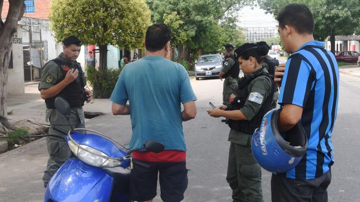 Por ahora, la presencia de gendarmes en las calles se reduce al personal que ya cumplía funciones en Rosario.
