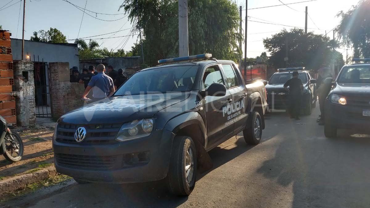 Detenidos y un arma secuestrada en el barrio Coronel Dorrego