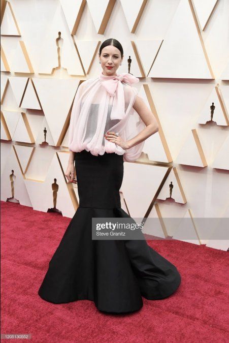 Caitriona Balfe en un romántico, Valentino