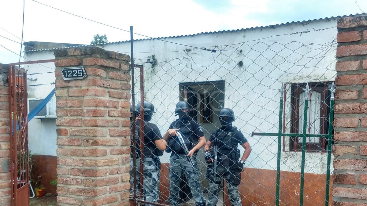 Allanamientos en el barrio San Lorenzo