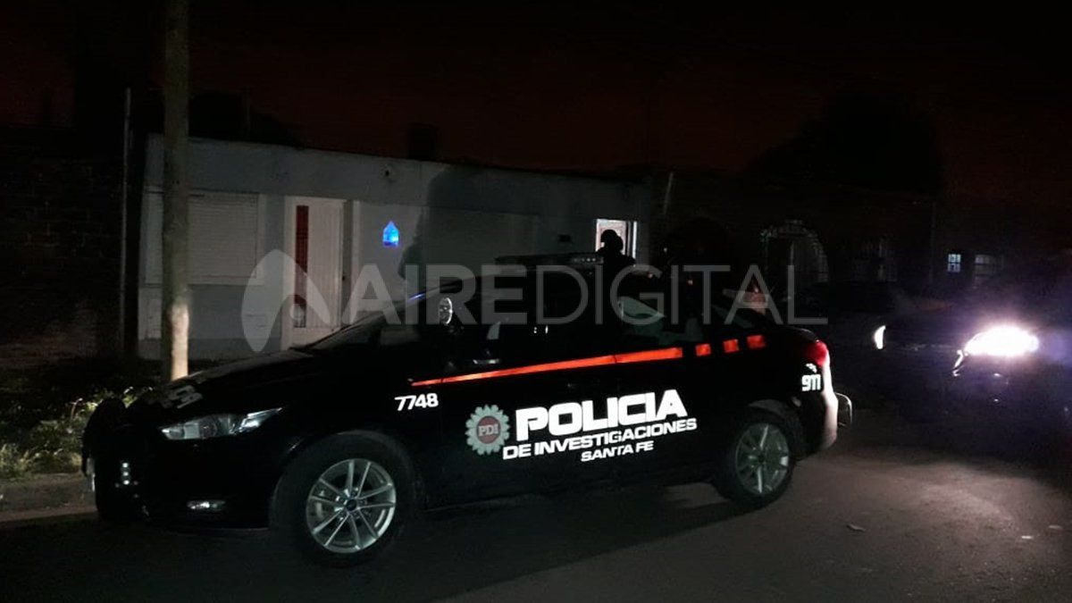 Uno de los allanamientos del sábado por la noche.