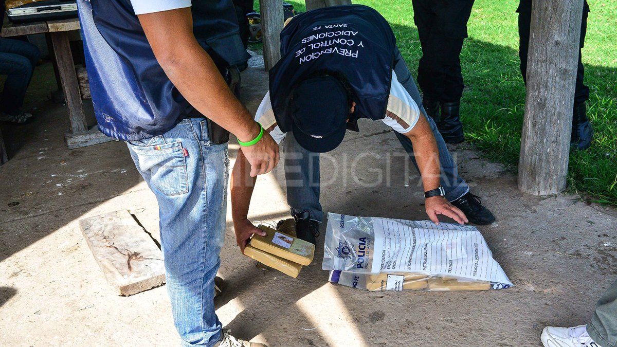 Parte de los estupefacientes que secuestraron en los investigadores por la causa de Reconquista.