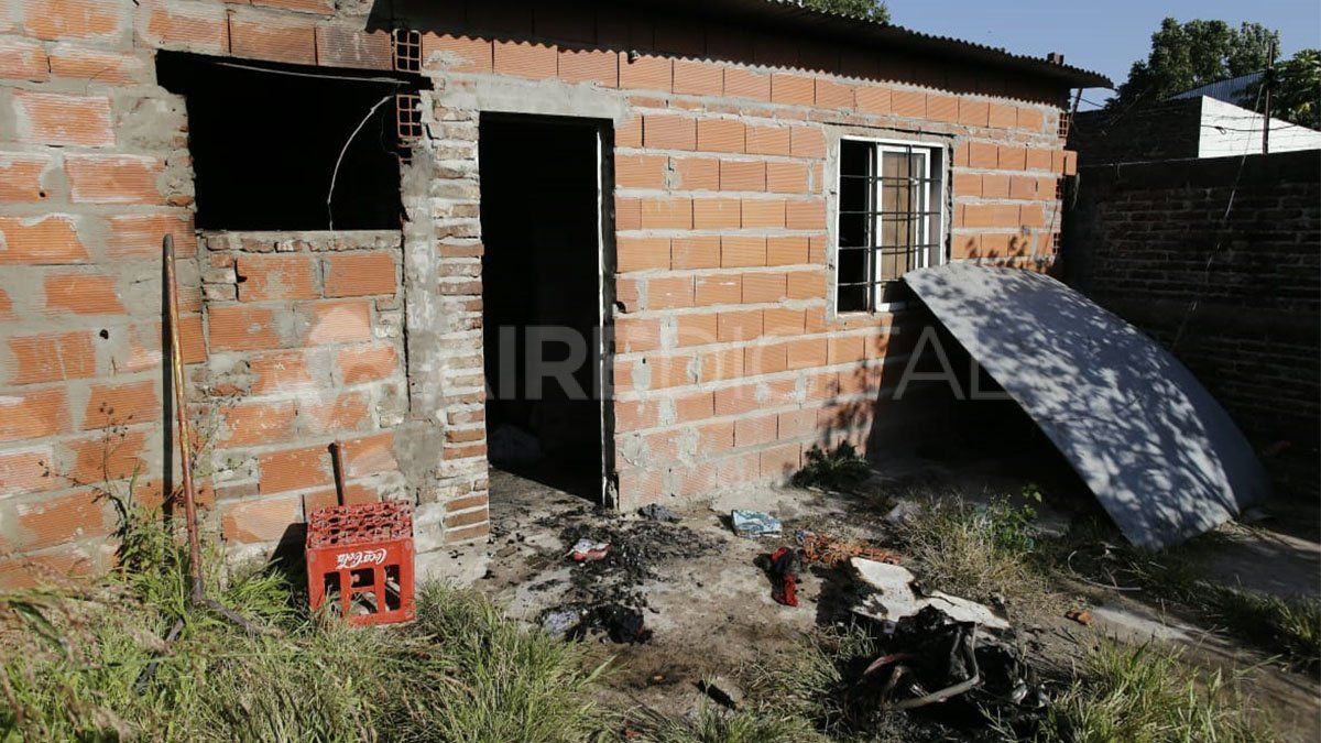 Casa incendiada en la mañana de este jueves