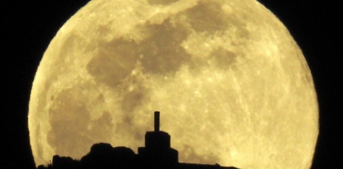 Horóscopo: qué pasará durante la Luna de Gusano en Mercurio retrógrado