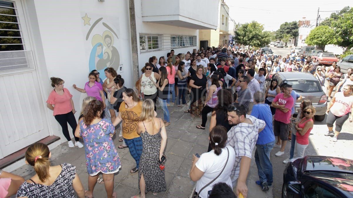 Desde la semana pasada el establecimiento educativo se encuentra bajo la lupa de los padres.