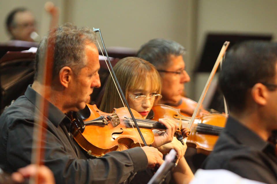 Orquesta Filarmónica de Mendoza.