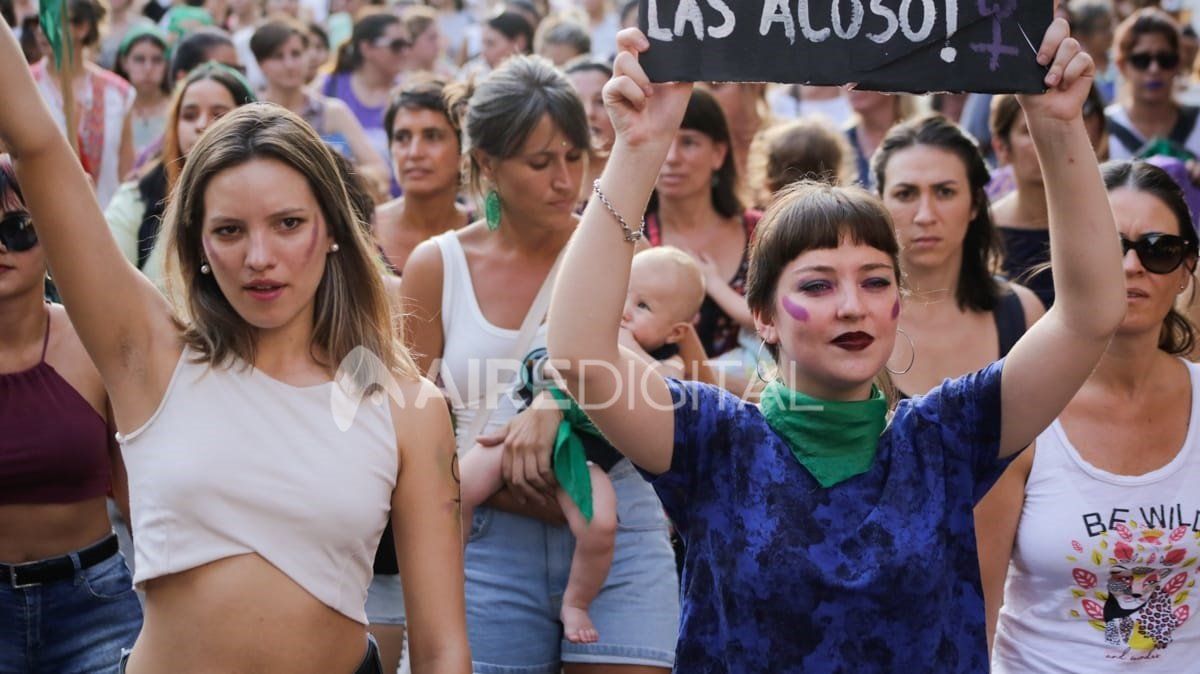 Así se vivió la multitudinaria manifestación por el 8M en Santa Fe Así se vivió la multitudinaria manifestación por el 8M en Santa Fe